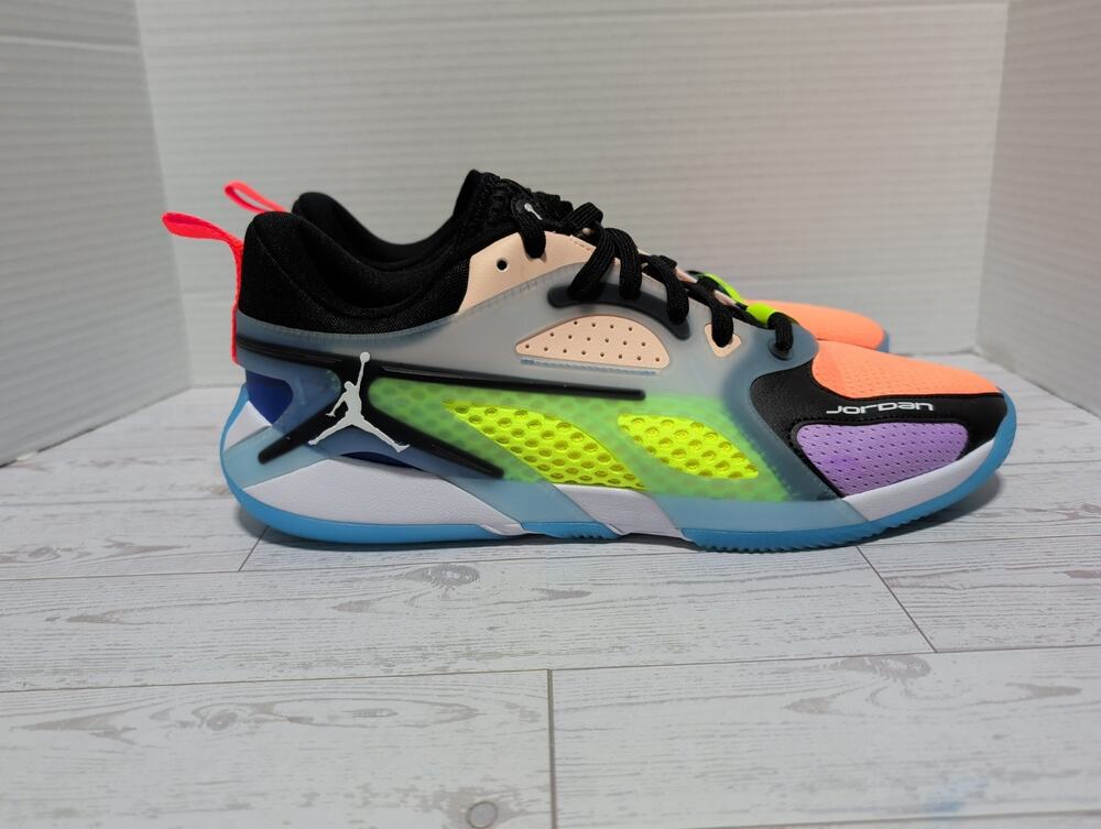 Nike Air Jordan Heir Men’s 11 Women 12.5 Shoe Sneakers FZ2471-018 Colorful EUC